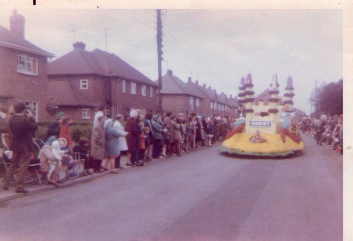 Geest Float, Spalding Flower Parade - South Holland Life Heritage And 