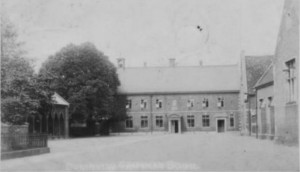 AOS P 1582  DONINGTON GRAMMAR SCHOOL now THOMAS CROWLEY HIGH Nr SPALDING LINCS 1915